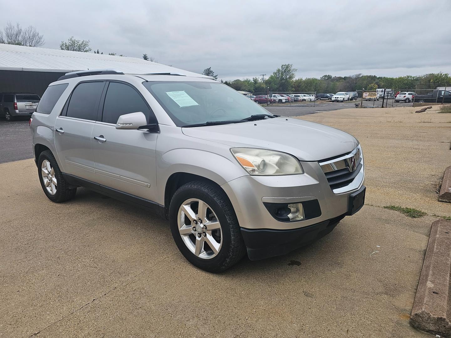 2008 SILVER Saturn Outlook XR (5GZER33798J) with an 3.6L V6 engine, 6-Speed Automatic transmission, located at 533 S Seven Points BLVD, Seven Points, TX, 75143, (430) 255-4030, 32.313999, -96.209351 - Photo#1